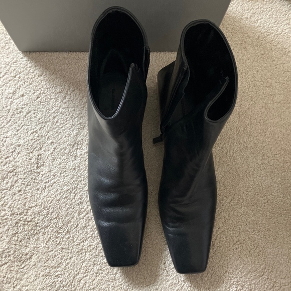 balenciaga boots - Picture 1 of 5